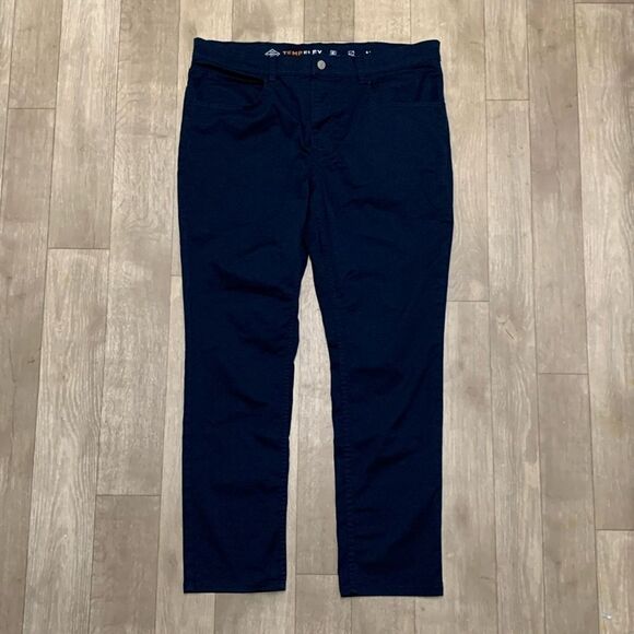 Mens St. John’s Bay Tempflex Stretch Straight Pants Jeans - Picture 1 of 6